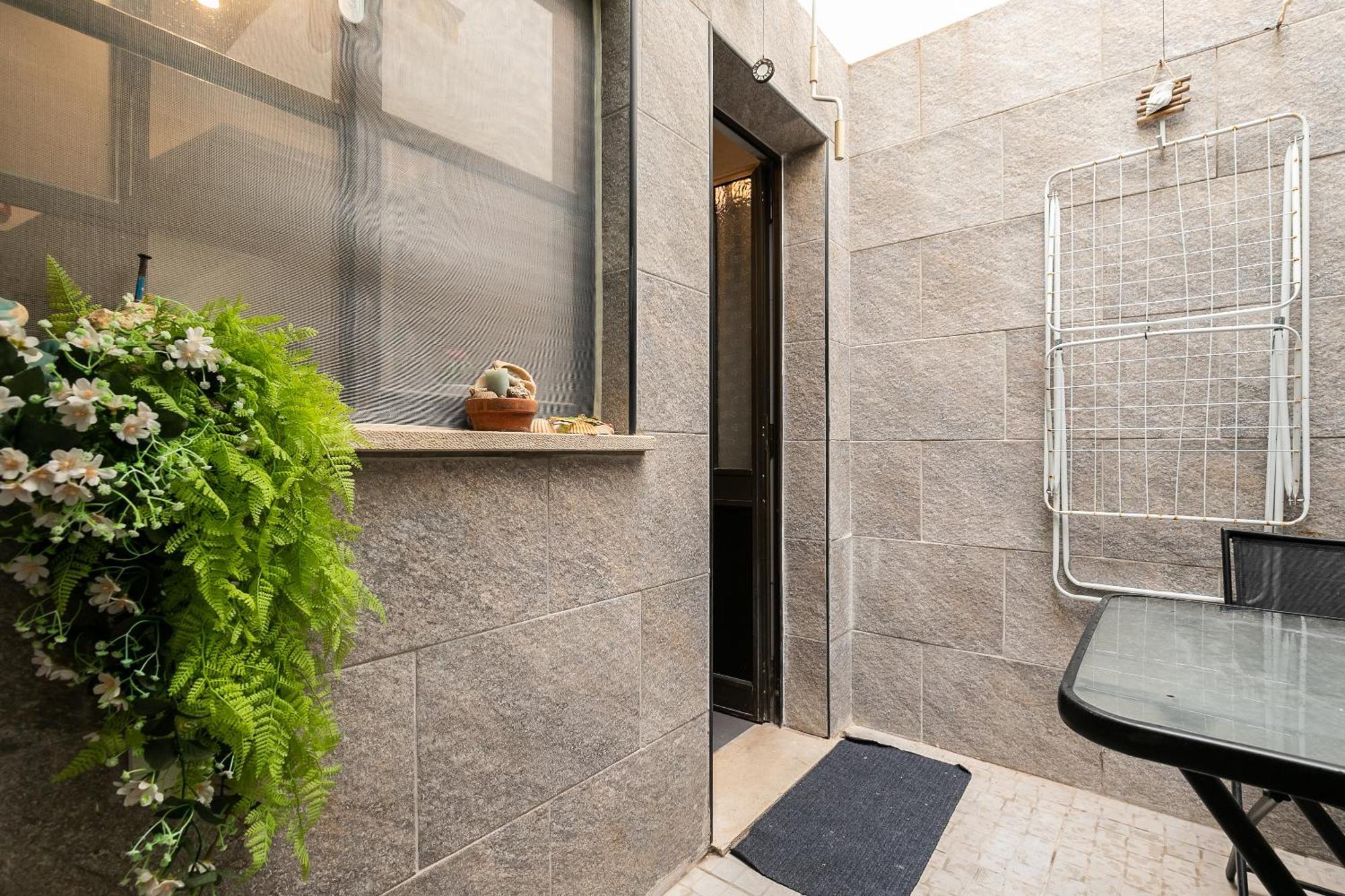 New!! 1 Bedroom Center - R. Freiras Tavira