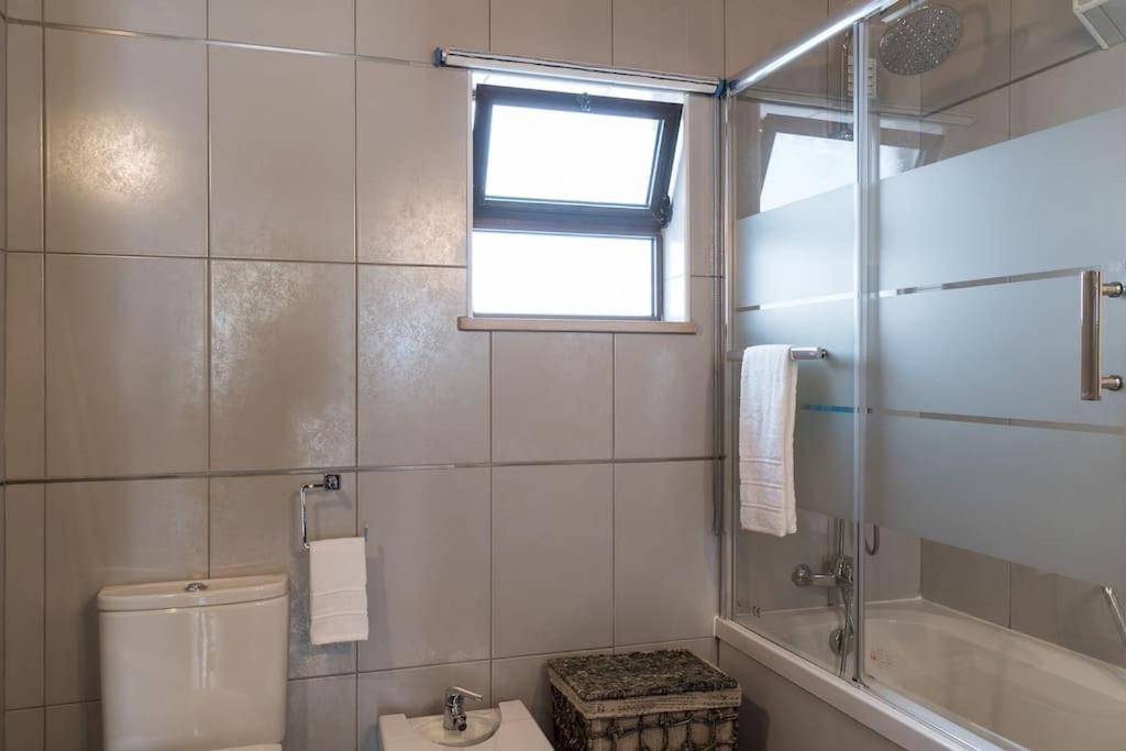 New!! 1 Bedroom Center - R. Freiras *