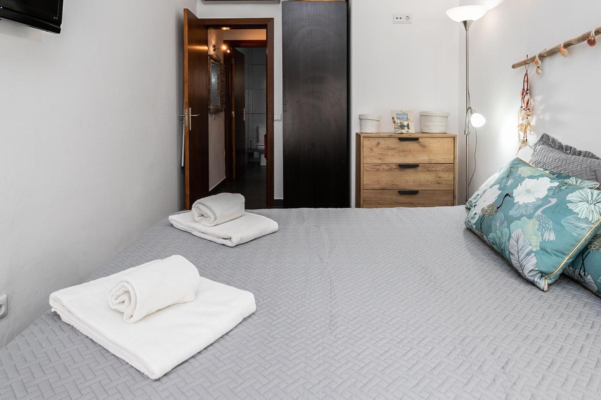 Apartment New!! 1 Bedroom Center - R. Freiras